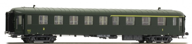 Passenger car 1st/2nd class type OCEM A31/2B5<br /><a href='images/pictures/LS_Models/218232_c.jpg' target='_blank'>Full size image</a>